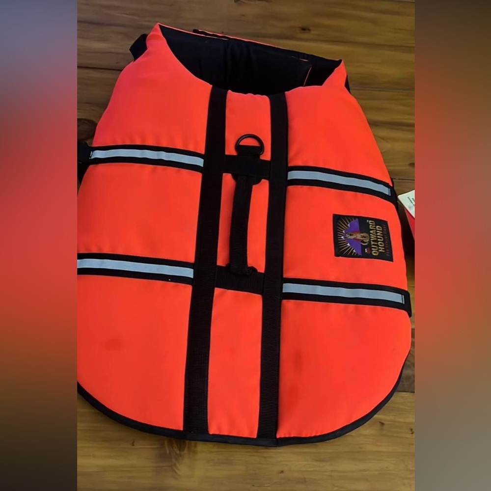 Dog life jacket